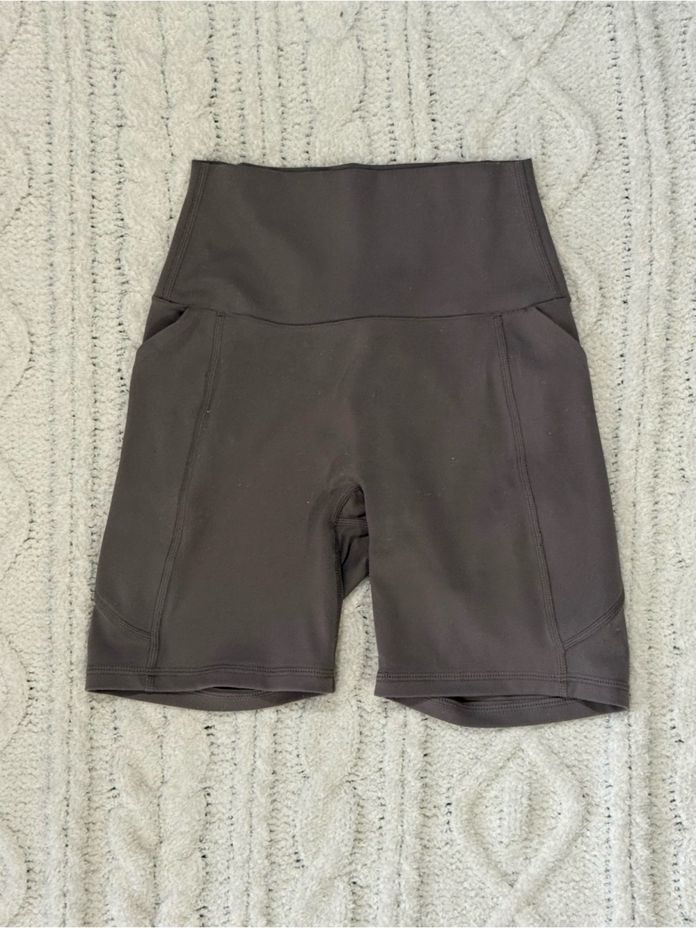 Uniqlo AIRism Soft Biker Shorts Brown Gray Pockets XXS - Picture 2 of 9
